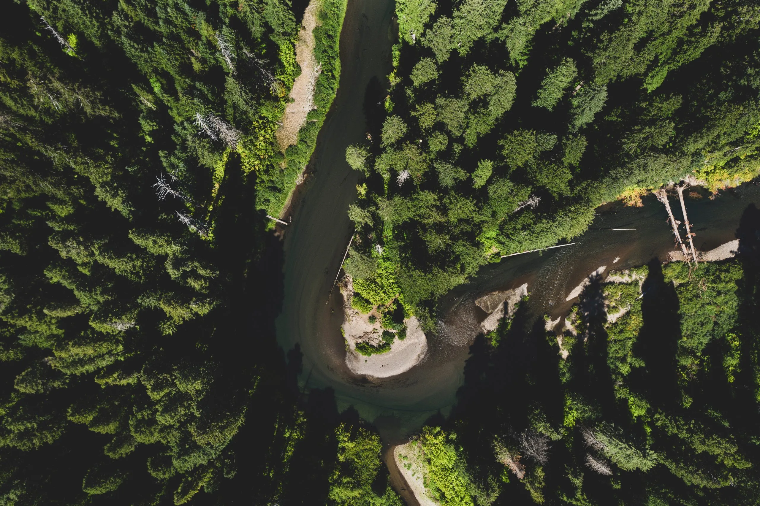 Aerial view of the upper Rogue River in Southern Oregon